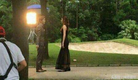 鹿晗长生果之美颜暴击,关晓彤鹿晗吻戏甜蜜的暴击