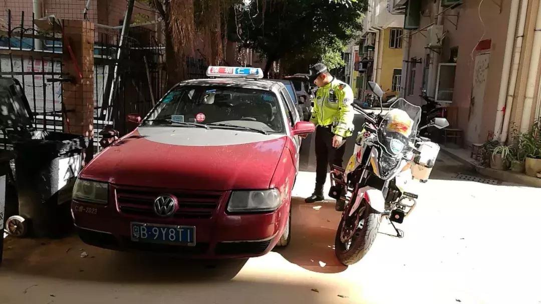 黑出租抓到怎么处罚,黑出租被拘留