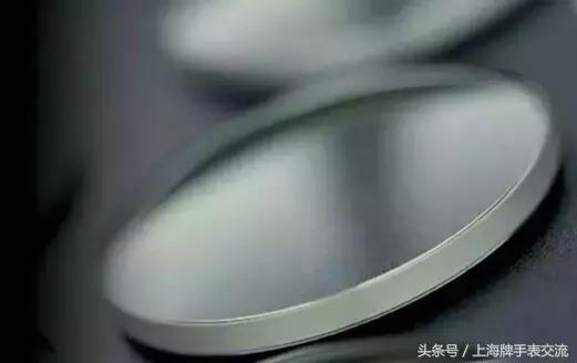 如何区分表镜材质,劳力士表镜材质