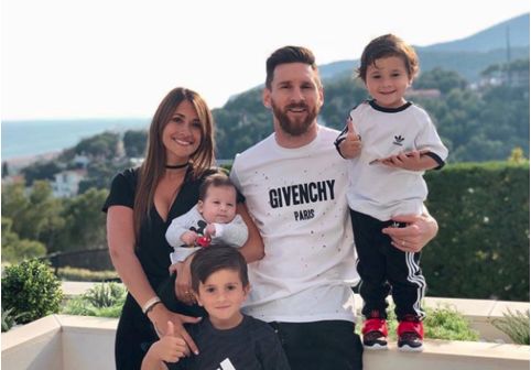 梅西为什么有那么多人崇拜？看完这些默默给梅西点赞