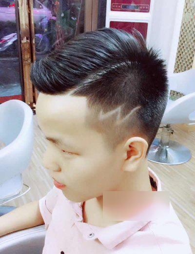 亚洲男士侧分刘海,刘海发型男生二八侧分怎么吹