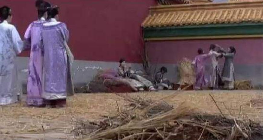 为惩治不忠的女子,古人发明了4种刑罚,最残忍的是在脸上烙字