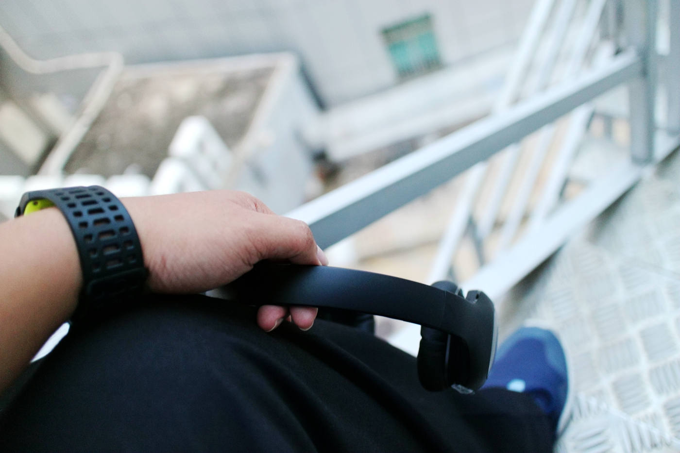 小米蓝牙耳机青春版只有一只响,小米蓝牙耳机青春版拆解视频