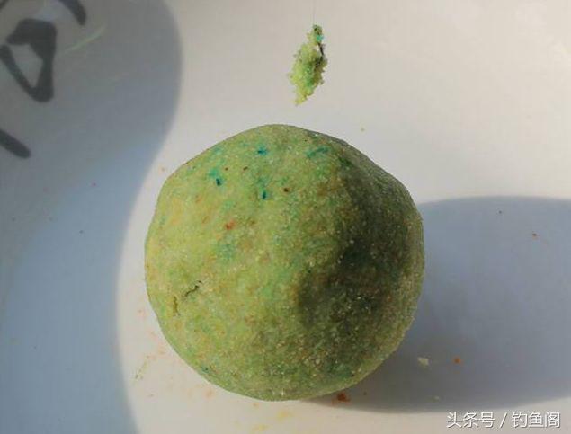 野钓蓝鲫和野战蓝鲫区别,夏季钓鲫鱼大河好还是小河好