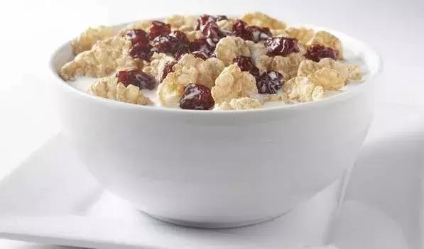 口腔溃疡上火咽喉炎吃啥药,上火了喉咙痛吃感冒药有用吗