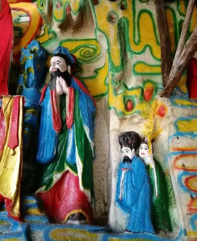 毁容式佛像修复,三代祖师佛像修复翻新