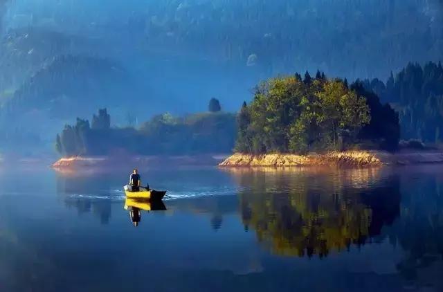 这座低调的宝藏小城去100次都不腻,这个低调的四川小城