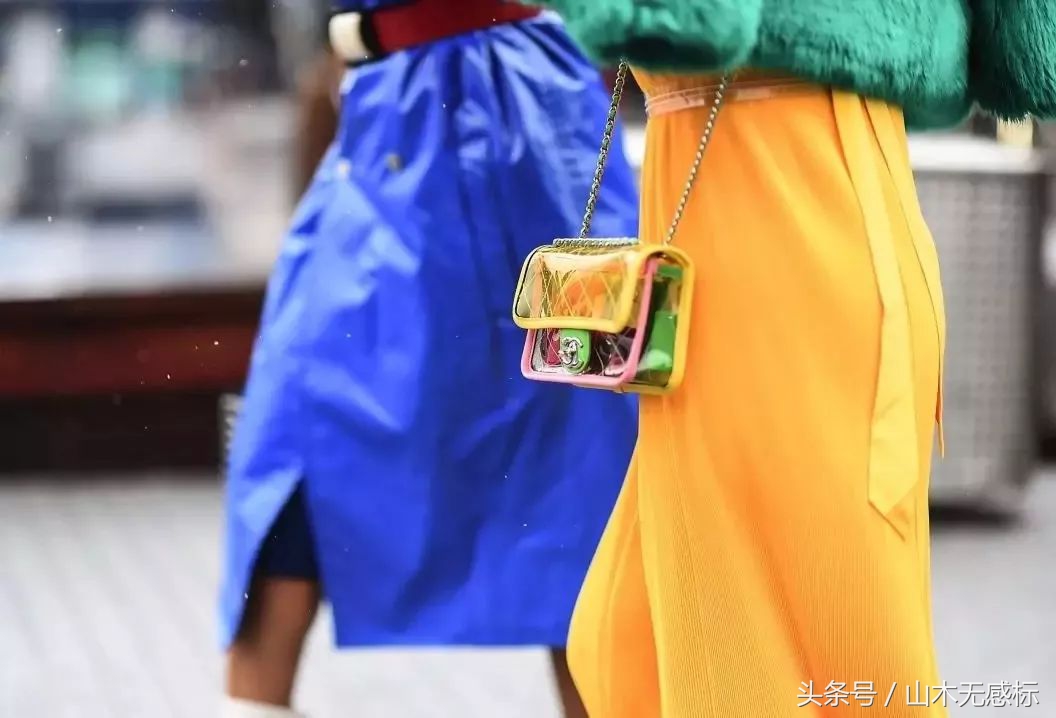 雨季正确穿搭,4款推荐让你轻松搞定早秋搭配