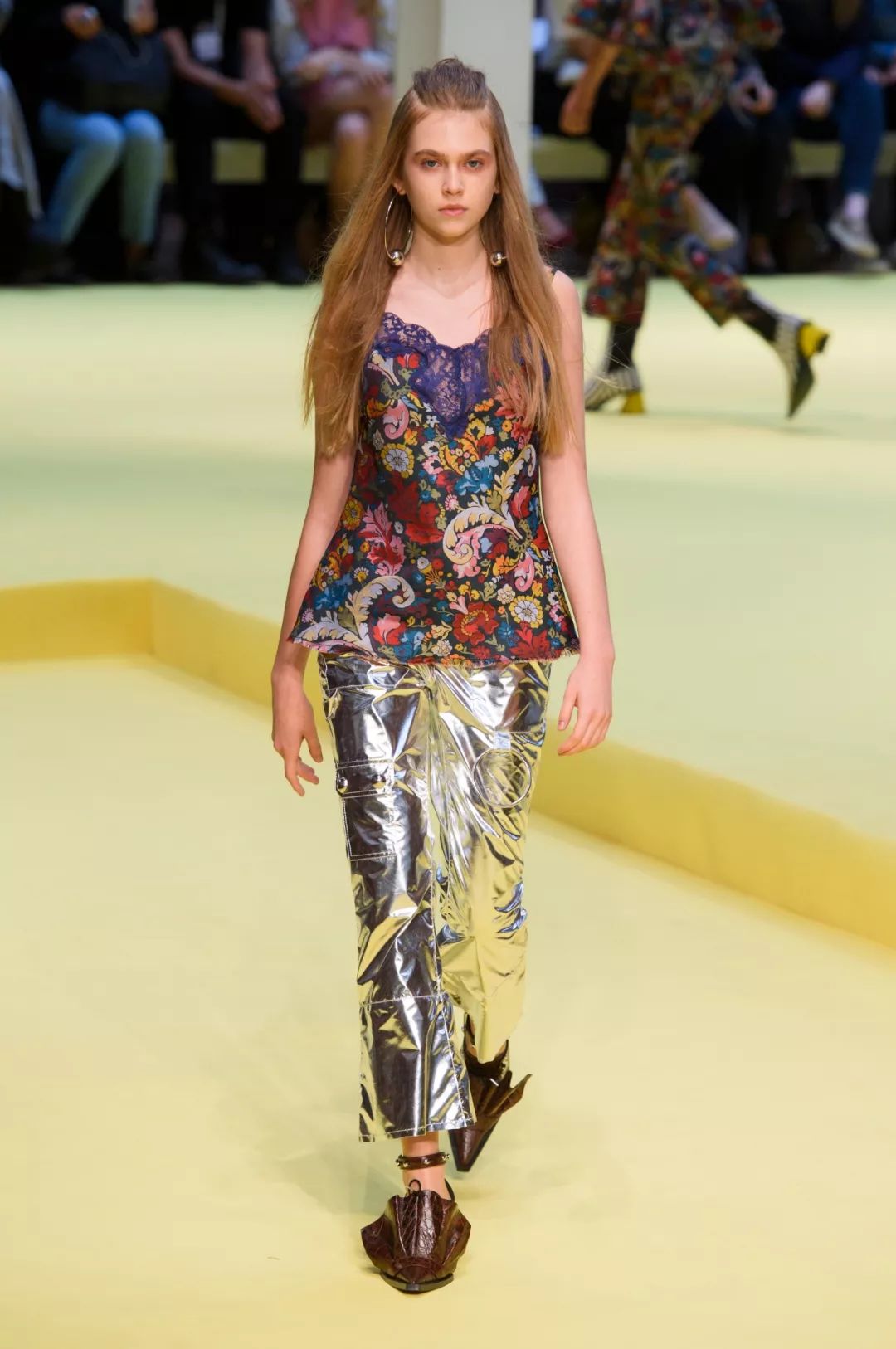 最美丽的花衣服,那些令人惊艳的衣服