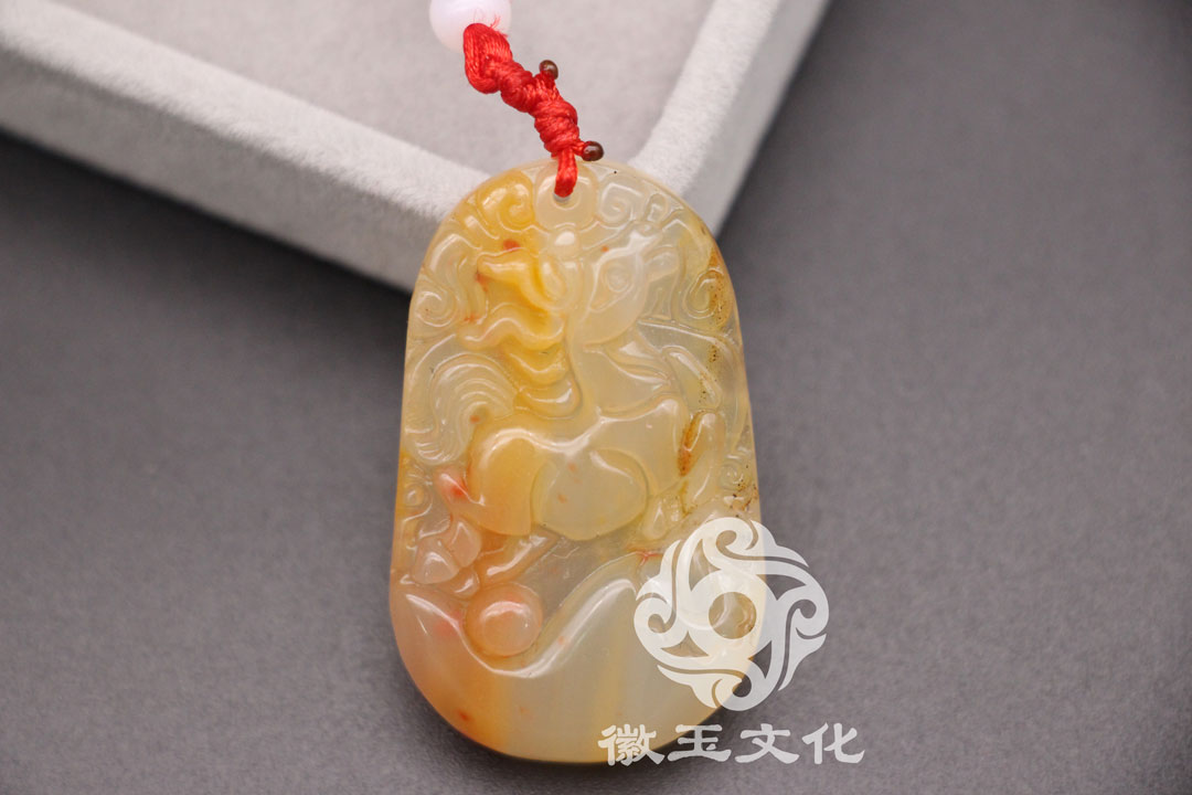 2021年属马人戴金蟾好还是貔貅好,貔貅金蟾可以一起佩戴吗