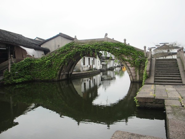 绍兴湖面上的桥,绍兴越城的桥