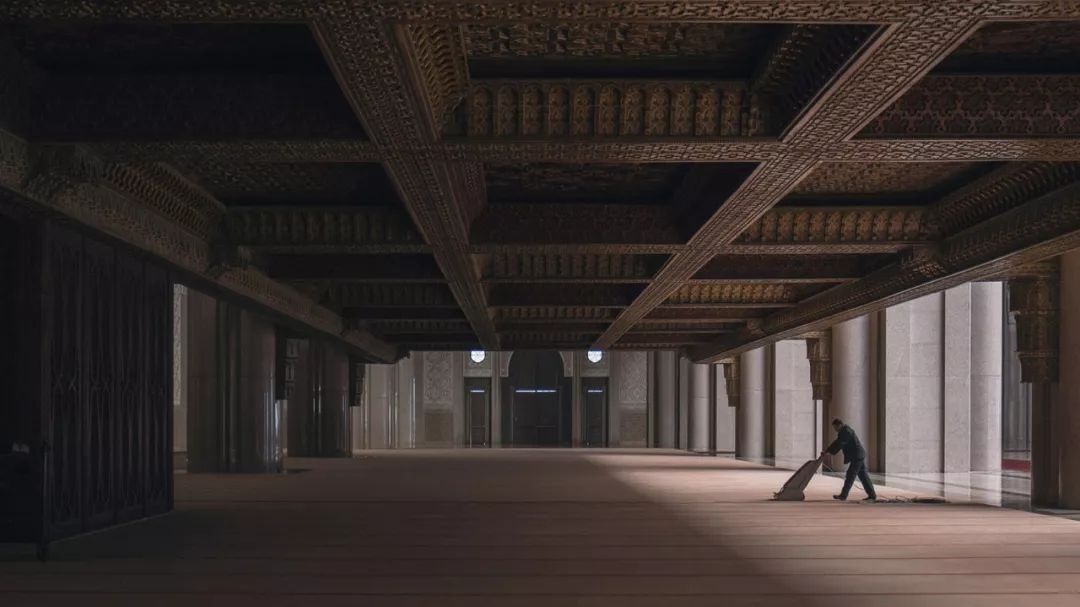 解压！美哭的对称建筑，瞬间治愈强迫症患者