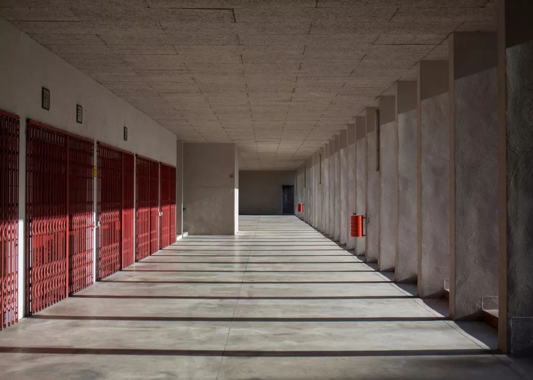 解压！美哭的对称建筑，瞬间治愈强迫症患者