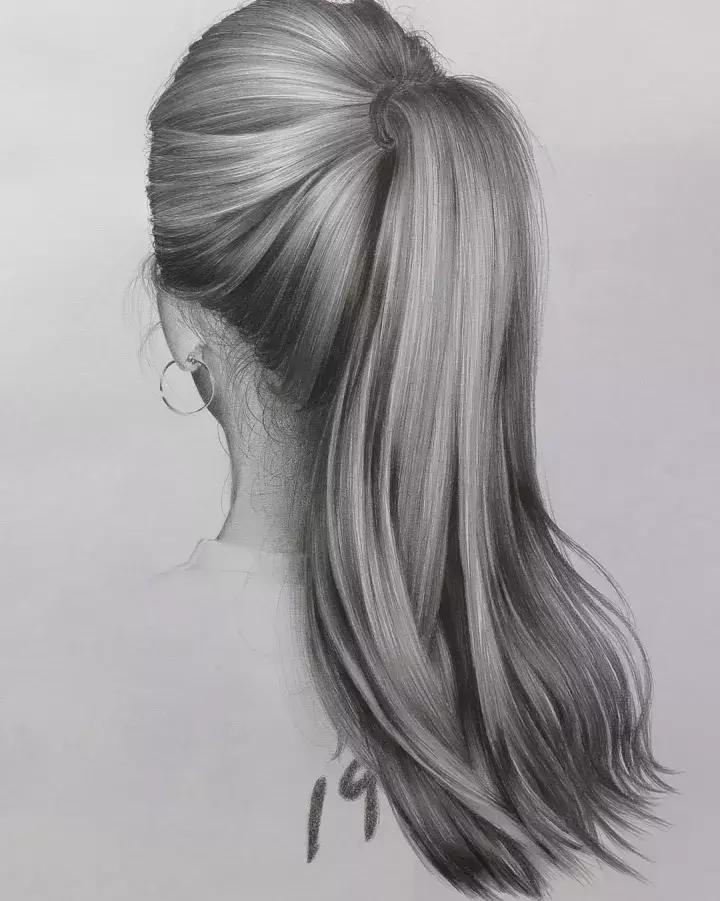 柔顺的长发很容易引人遐想，一起来看看画师笔下的头发如何表现