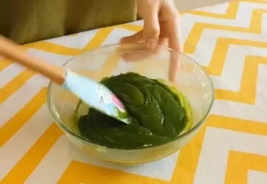 一搅一蒸就能做的小蛋糕,搅一搅就能吃的美食