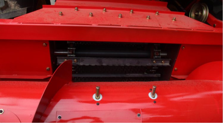 最先进的花生收获机,高效花生收获机多少钱一台