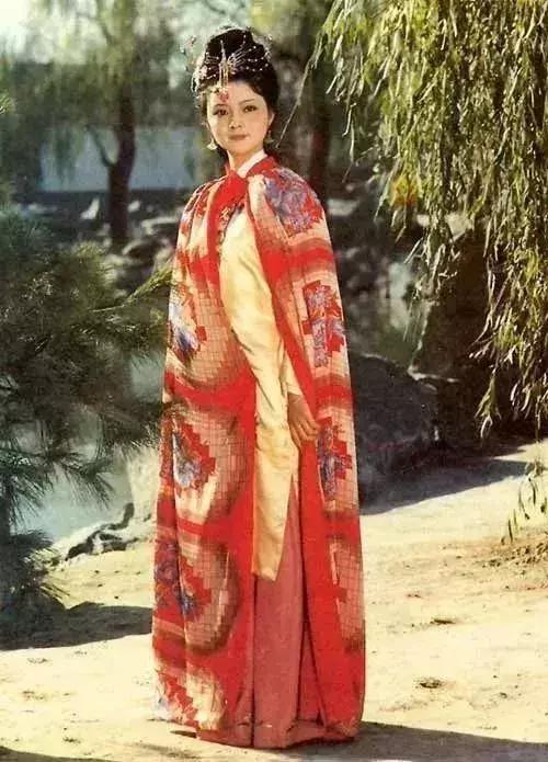 红楼梦对联人情世故,红楼梦七副对联