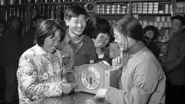 老电扇上海,老电风扇40年的老物件