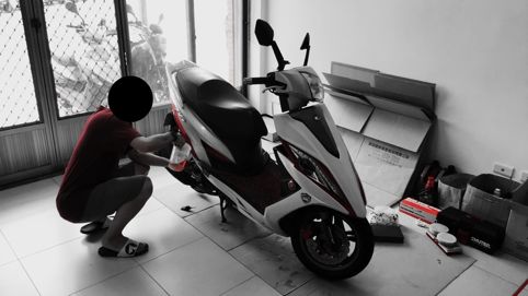 12种机油抗磨对比测试,摩托车机油10-40和10-50区别