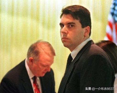 全球最著名的黑客排名前十,全球最牛十大黑客排行榜