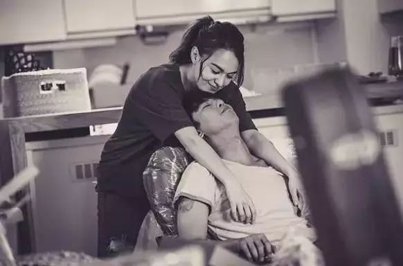 “前男友足球队”计划要提前惹？这朵抓不住的云终于要安定下来了