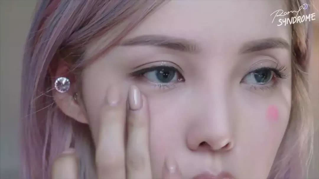 pony美妆教程仿妆,pony教程水光