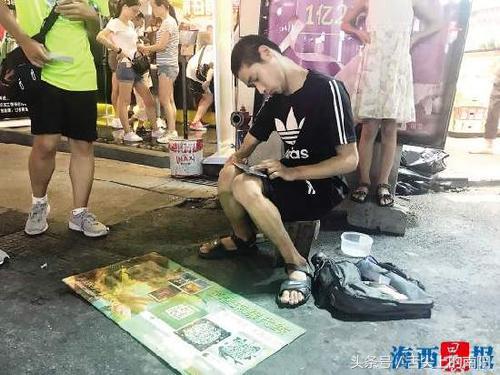 关注！南阳脑瘫青年连筷子都拿不稳却能代练“王者荣耀”赚钱糊口