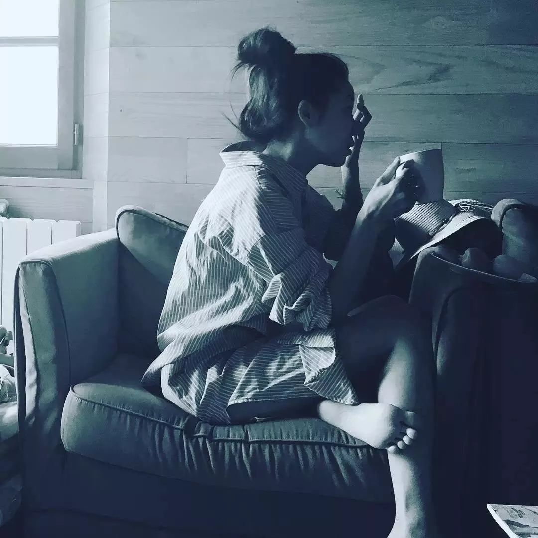 孔孝真穿的裙子,孔孝真穿着启示录