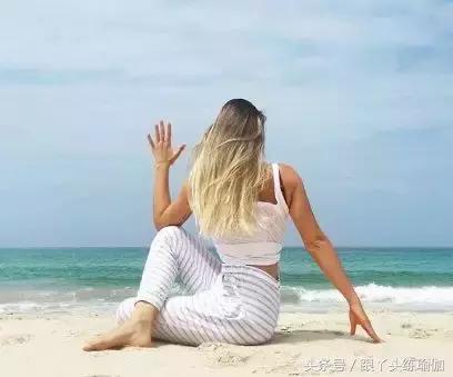 4个瑜伽体式改善肠胃健康！