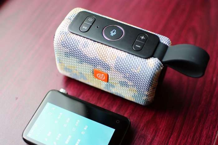 doss智能音箱好用吗,dosssoundbox蓝牙音箱测评