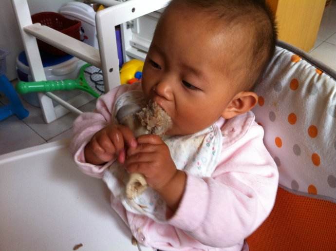 断奶好方法让宝宝轻松断奶六个月,4个月断奶好方法让宝宝轻松断奶