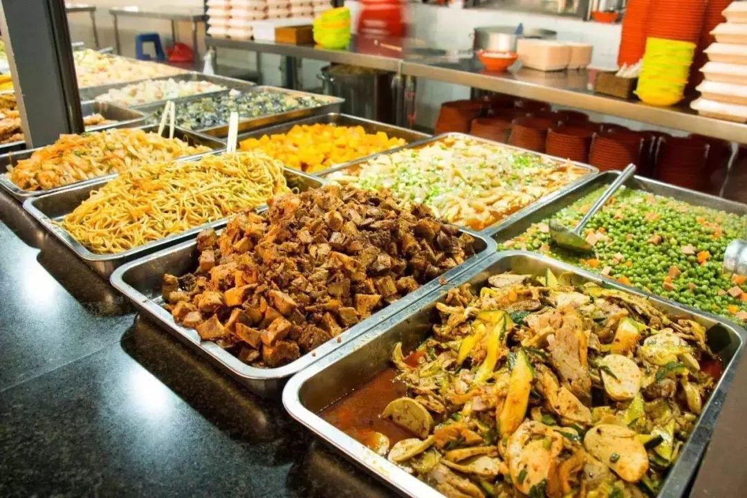 比二本线高一点的学校,比二本线多1分的本科能被录取吗