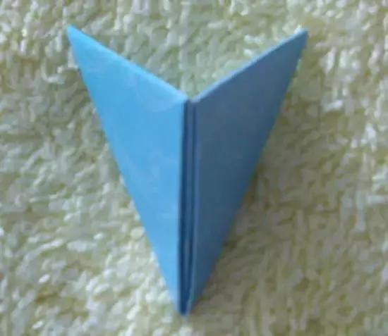 用废旧物品做菠萝笔筒怎么做,自制折纸菠萝笔筒