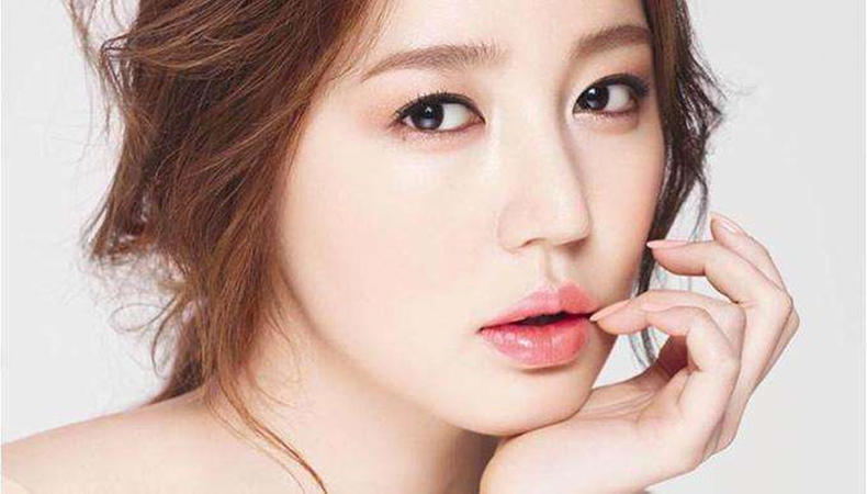 滋养修复唇膏,持久滋润滋养护唇膏