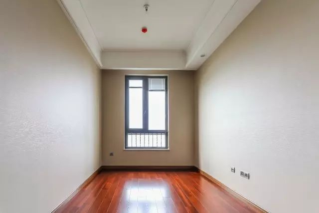 仁恒江湾天成380㎡，河西最顶级大平层！客厅开间层高逆天……