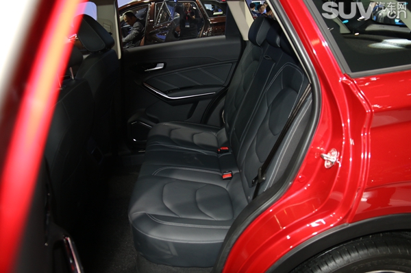 小众的suv车有哪些品牌,这两大爆款suv你被哪辆车所征服