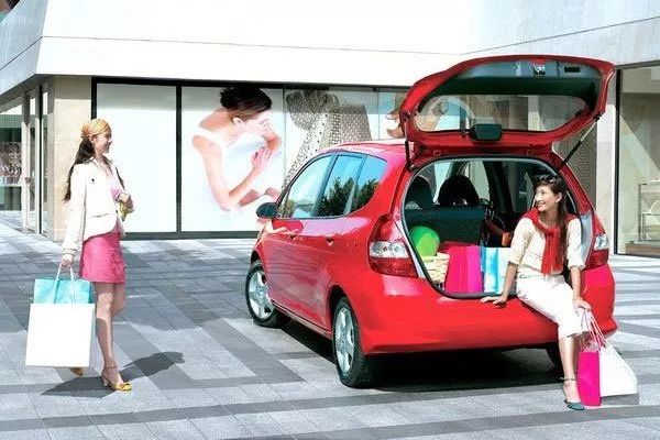 女人在地下车库遇到危险,单身女性地下车库安全