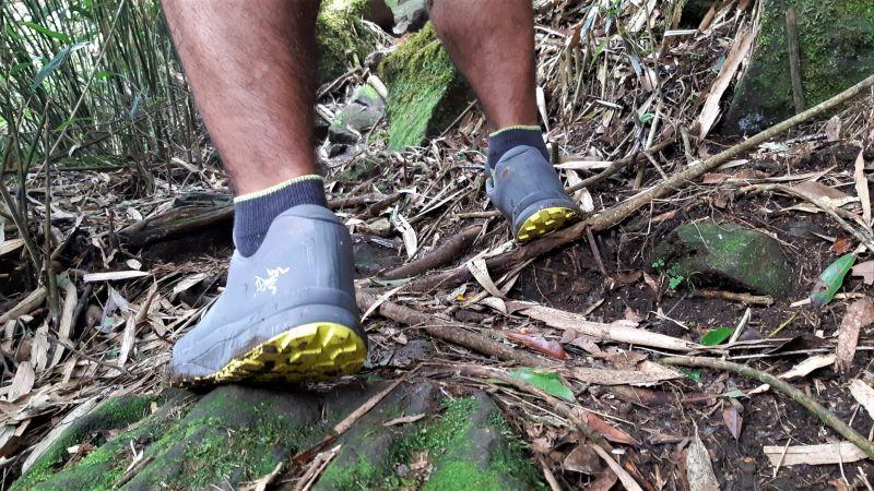 户外鞋登山鞋推荐亚瑟士,亚瑟士户外越野休闲鞋
