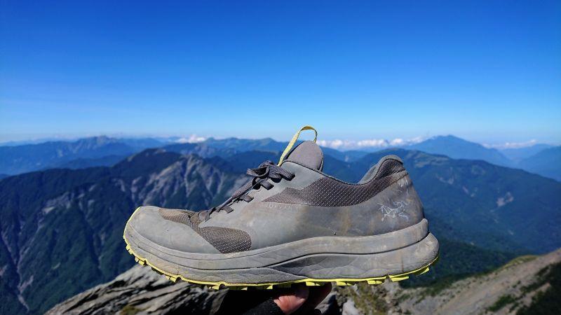 户外鞋登山鞋推荐亚瑟士,亚瑟士户外越野休闲鞋