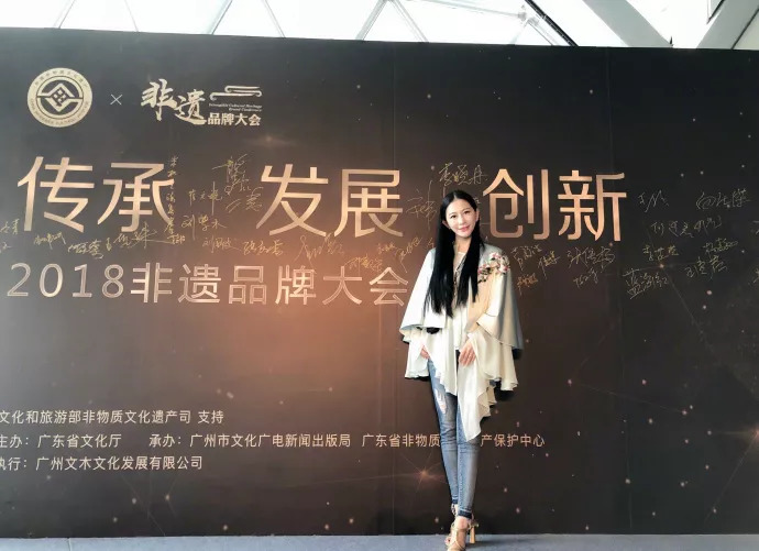 设计师兰玉婚纱设计,中国高定婚纱设计师