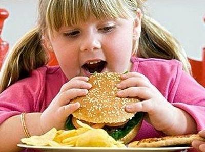 10岁来月经算不算早熟啊,9岁孩子来月经早熟怎么补救最快