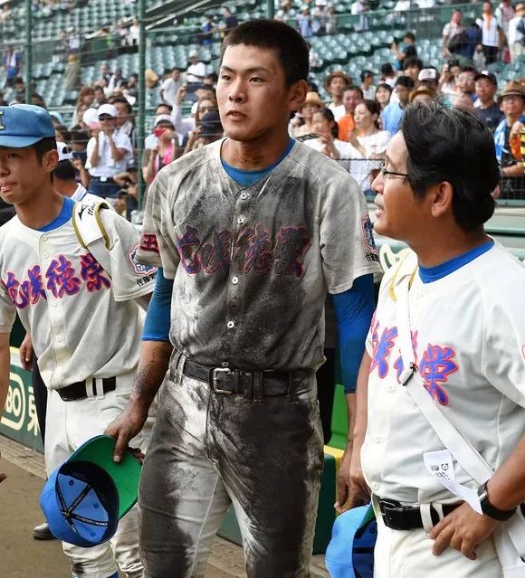 甲子园的感人故事,感动的甲子园真实故事