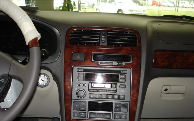 豪华房车劳斯莱斯幻影,劳斯莱斯房车限量版