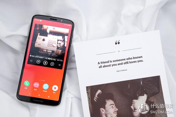 摩托罗拉motoz3测试,摩托罗拉motoz3开箱
