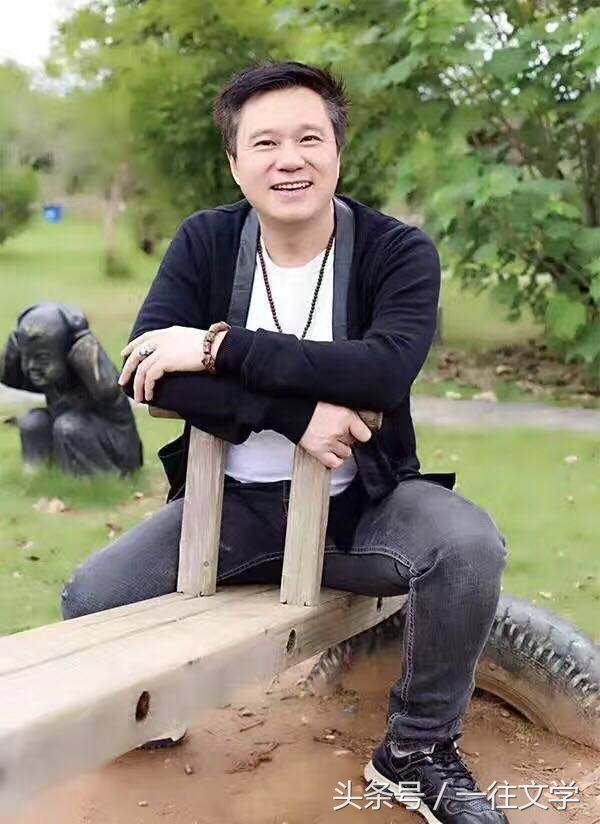 中国当代小说八大家有鲁迅,中国现代散文八大家有哪些