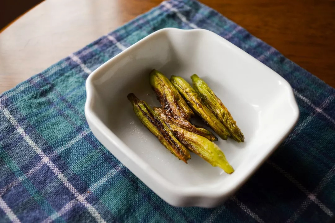 一个月入三万的人,一个月入3万的人