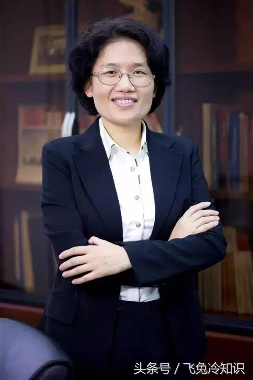 中国芯片创始人,芯片领军人物女博士改入中国籍