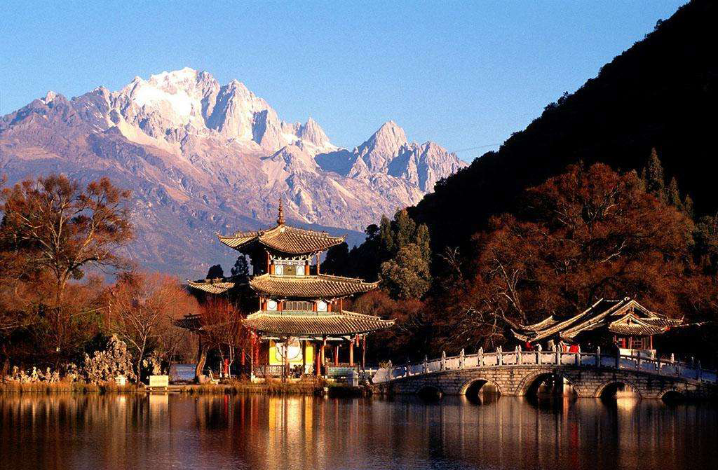 香格里拉自驾游攻略自助游,香格里拉到西藏攻略