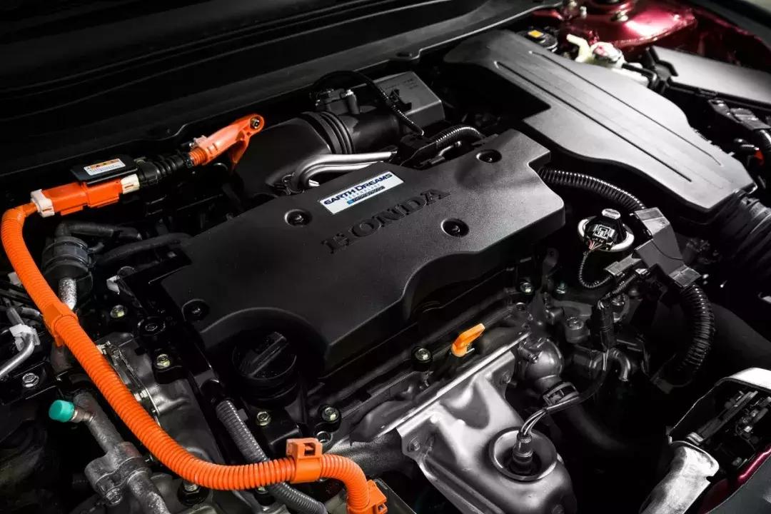 全新款大号本田雅阁十代试驾,本田雅阁混动十万公里测评懂车帝