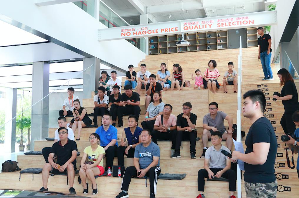 淘车二手车真的是胆儿肥了新零售汽车超市淘车二手车线*体下**验店